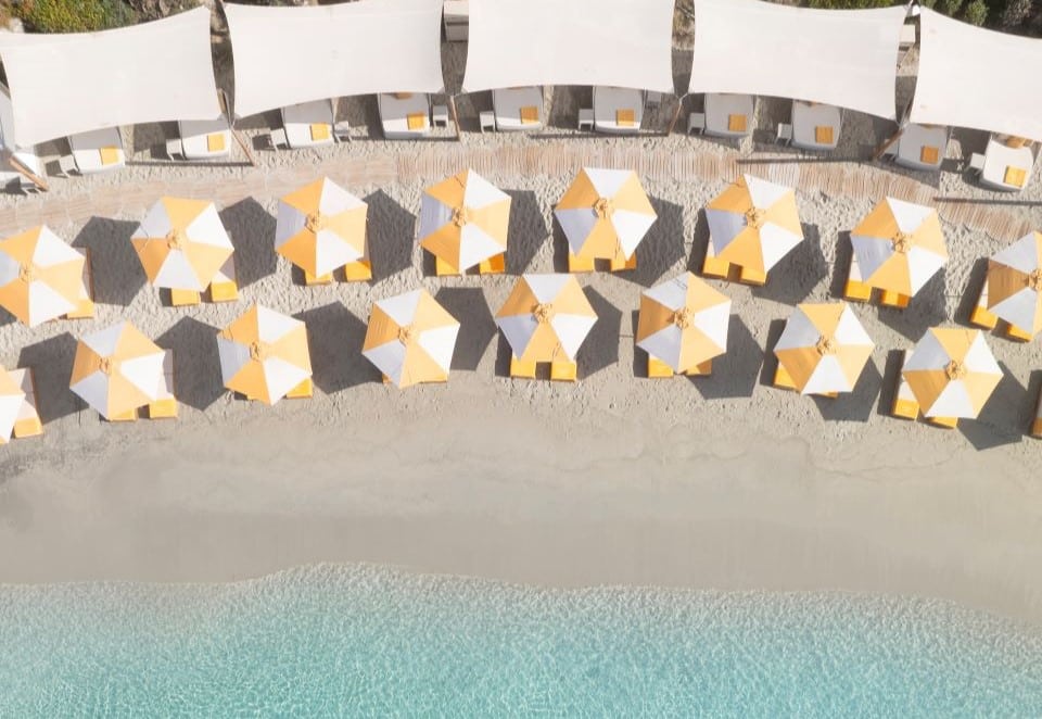 RESORT RETREAT CREDIT